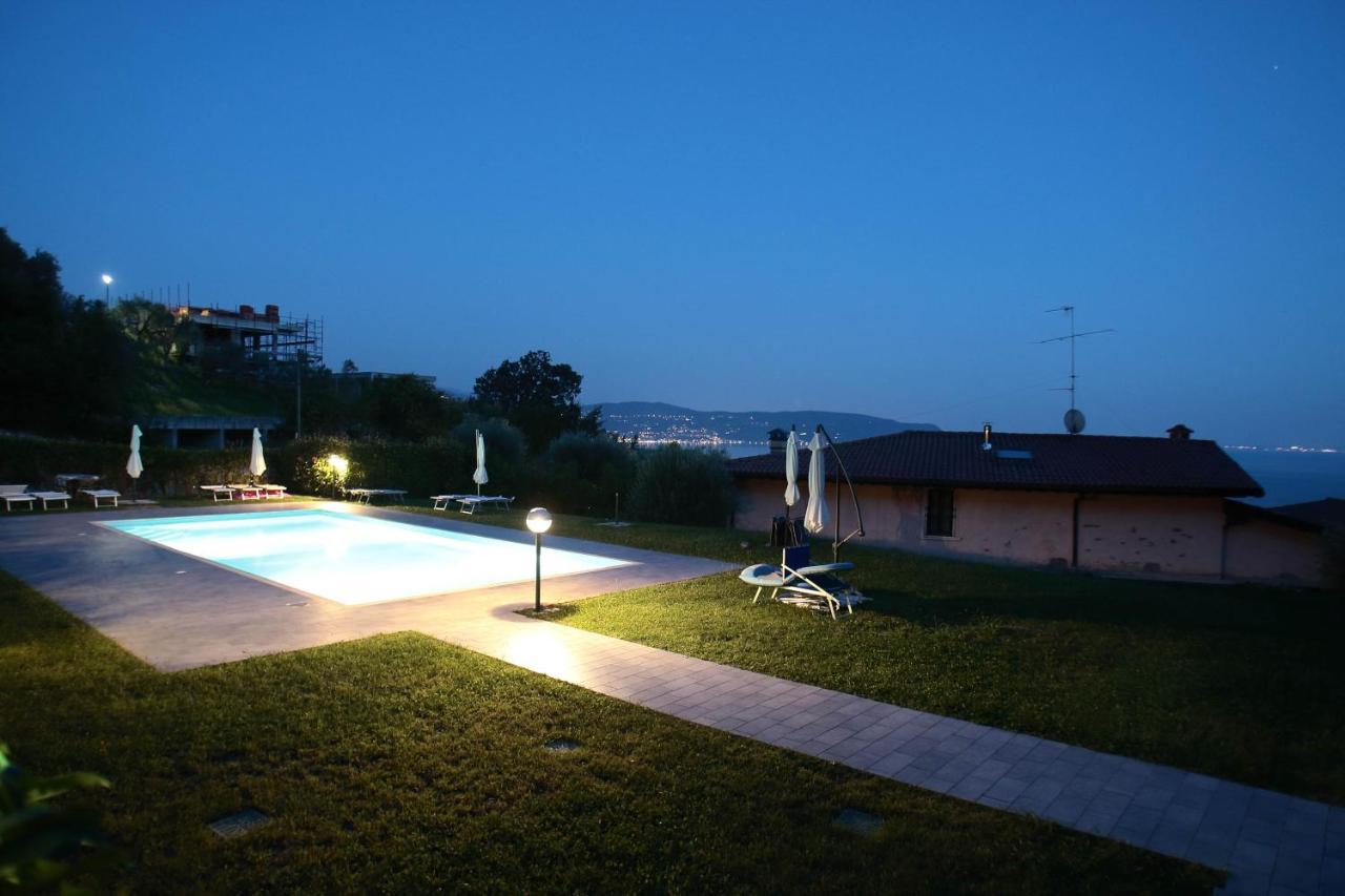 Panorama Lake View, Pool & Garden, 2 Bathrooms, Kingsize & Single-Beds, Fast Internet Toscolano Maderno Exteriör bild