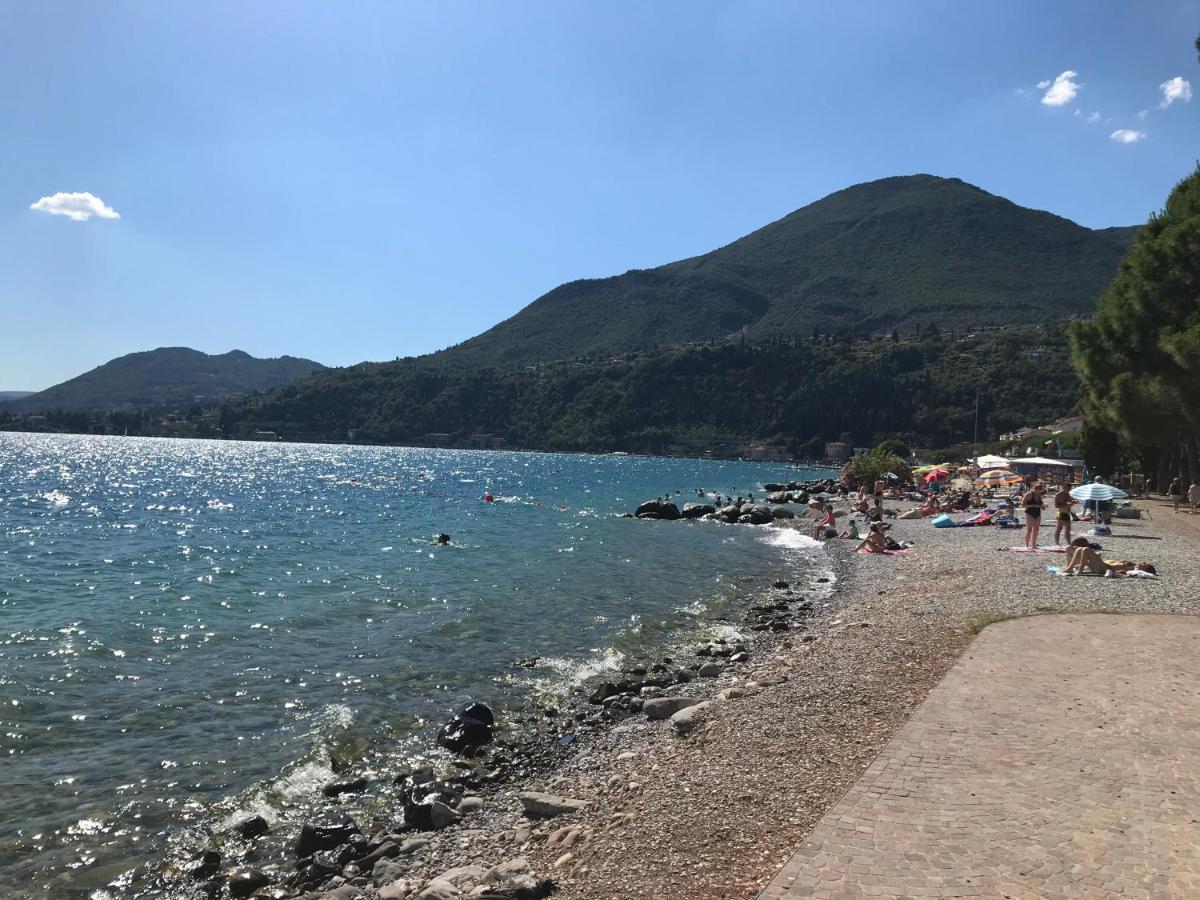 Panorama Lake View, Pool & Garden, 2 Bathrooms, Kingsize & Single-Beds, Fast Internet Toscolano Maderno Exteriör bild